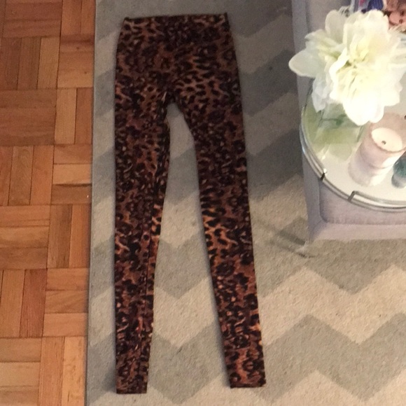 k deer leopard leggings